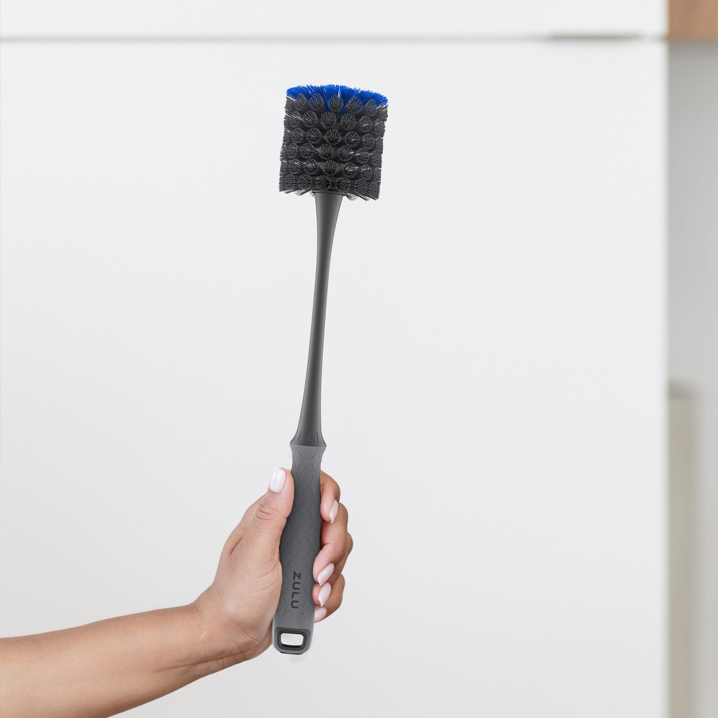 bottle-and-straw-cleaning-brush-set-c6 Zulu_Bottle_Brush_Holding.jpg